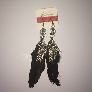 NEVER WORN black stoned feather earrings!