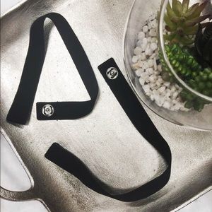 Thin black velvet choker 1"