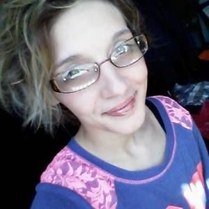 Meet your Posher, Leanne