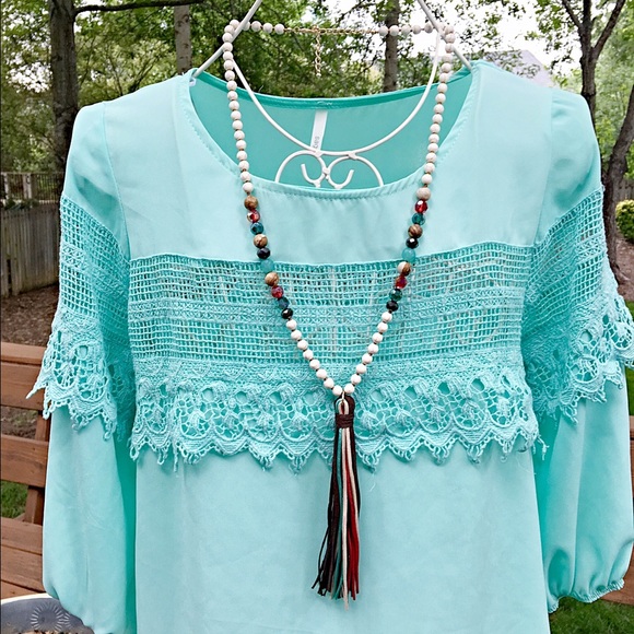 Beautiful mint crochet hi lo blouse! LAST CHANCE - Picture 2 of 3