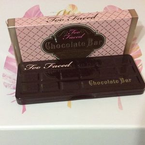 Too Faced Chocolate Bar