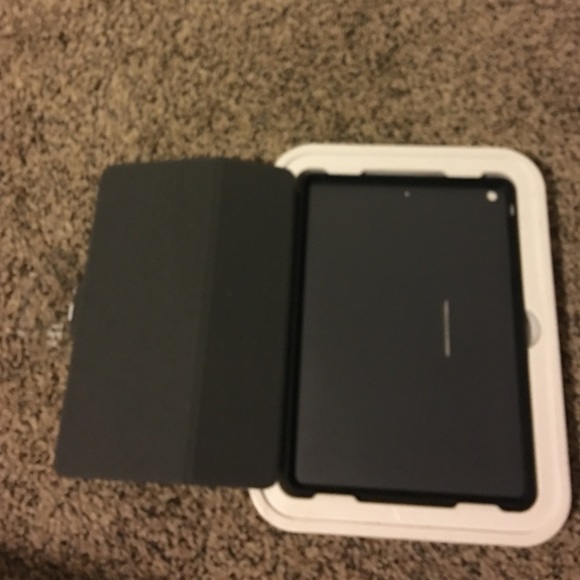 Case - Picture 2 of 3