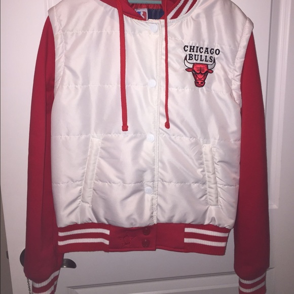 Bulls Jacket - Picture 3 of 4