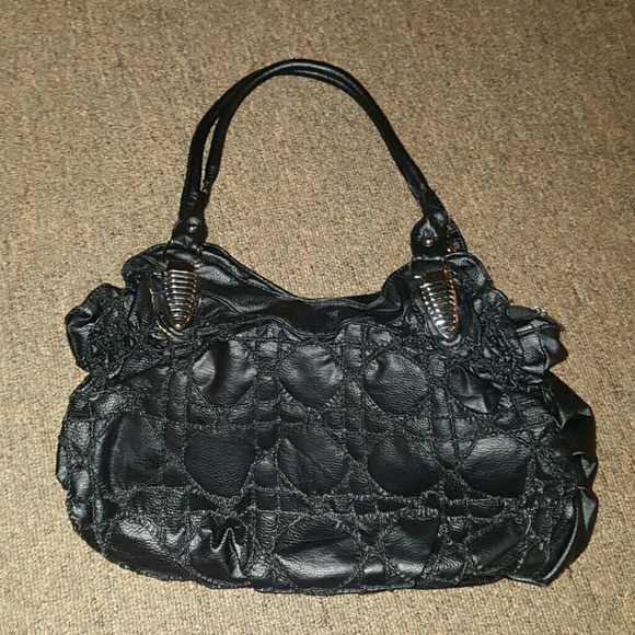 Black shoulder bag!
