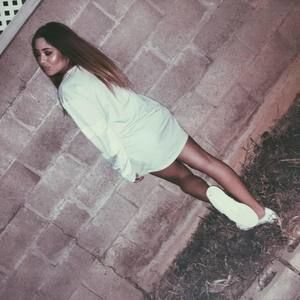 Meet your Posher, Jasmine