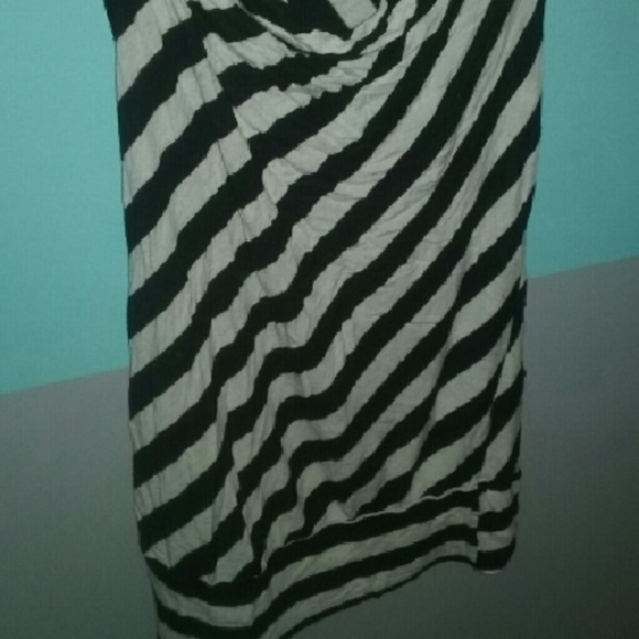 Tank - Picture 2 of 2