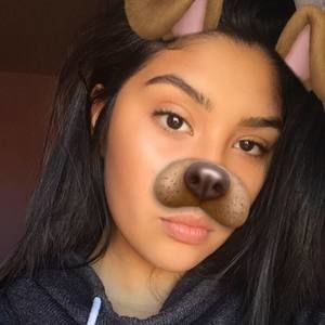 Meet your Posher, Lorena