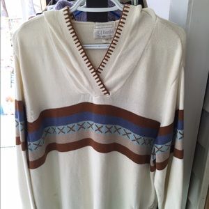 🌹Hand embroidered pullover