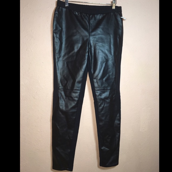 🆕 Trouve black leggins in Small