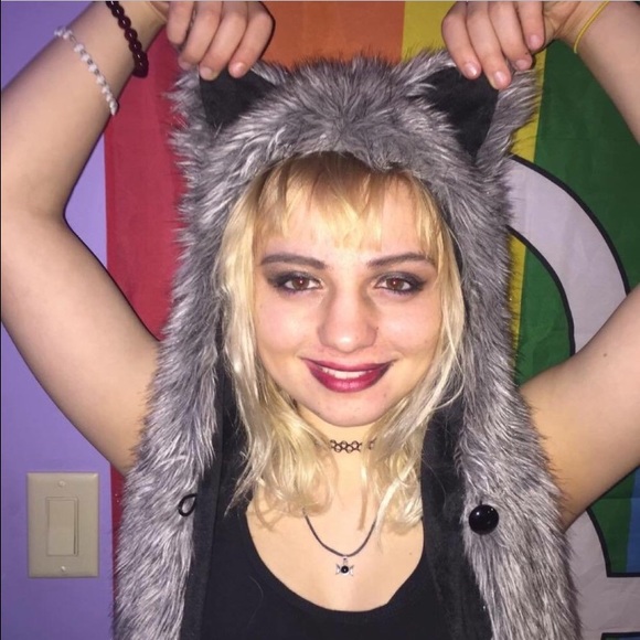Long fox/wolf hat with hand pockets (gloves?)