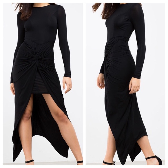 ❌SOLD❌—Black Knotted Front Dress