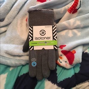 Bundle shorts and gloves