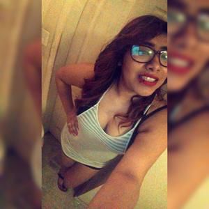 Meet your Posher, Nayelii