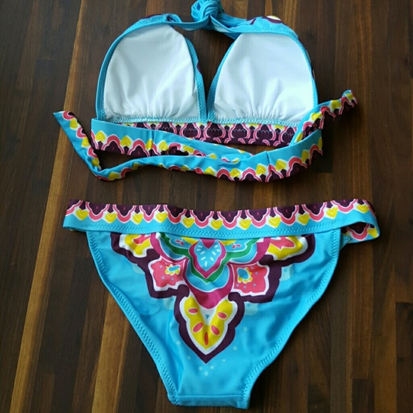 Ethnic print bikini - Picture 3 of 4