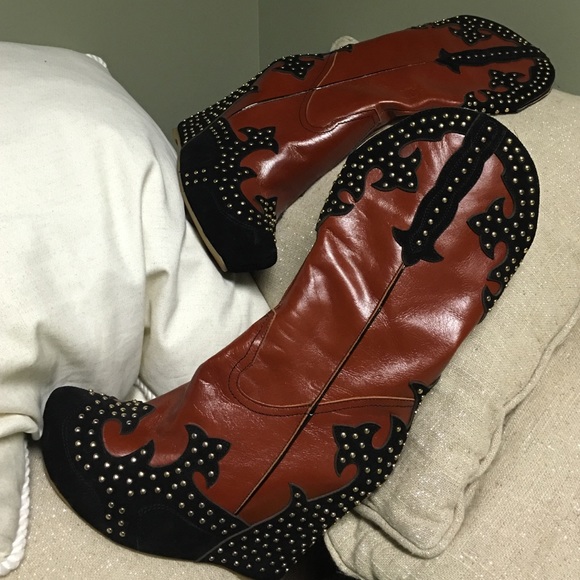 Rocking boots