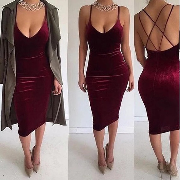 ASOS Dresses & Skirts - Red velvet mididress