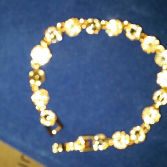 Authentic Vintage Givenchy Gold Designer Bracelet - Picture 4 of 4