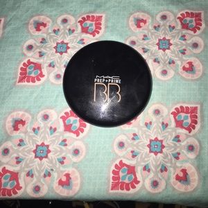 MAC Prep + Prime BB - Light plus