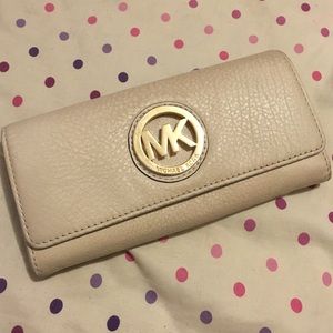 Michael Kors wallet