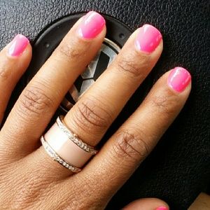 Meet your Posher, Mia