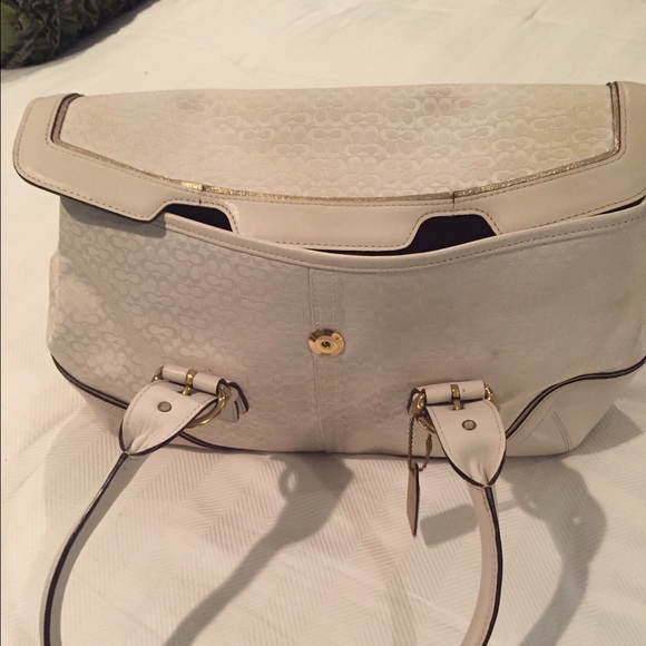Authentic coach handbag - Picture 3 of 4
