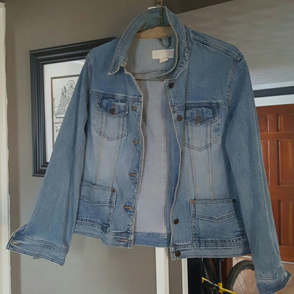 Eddie Bauer Jackets & Blazers - EDDIE BAUER WOMAN'S JEAN JACKET