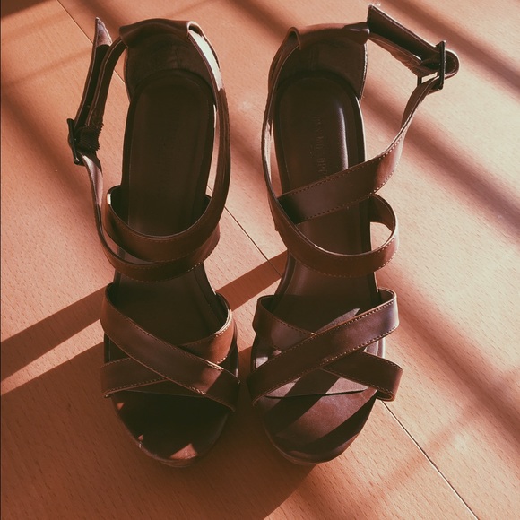 Mossimo strapped heels