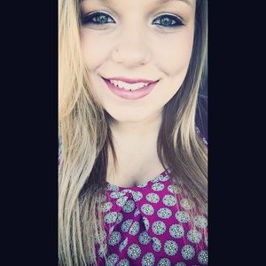 Meet your Posher, Cora