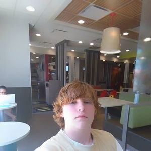 Meet your Posher, Julian