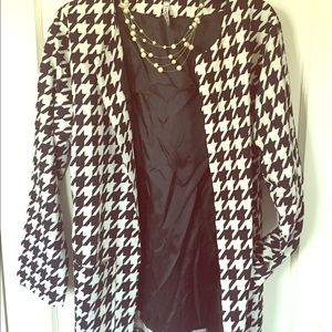 Houndstooth collarless jacket