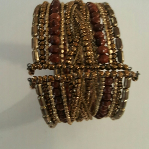 Gorgeous beaded cuff bracelet - Picture 2 of 3