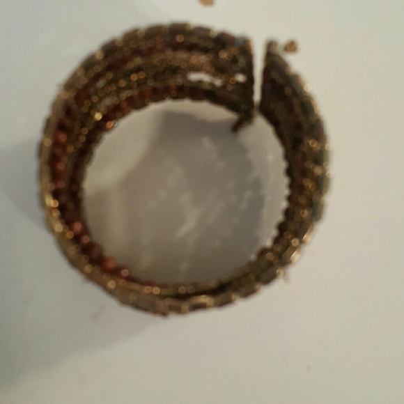 Gorgeous beaded cuff bracelet - Picture 3 of 3