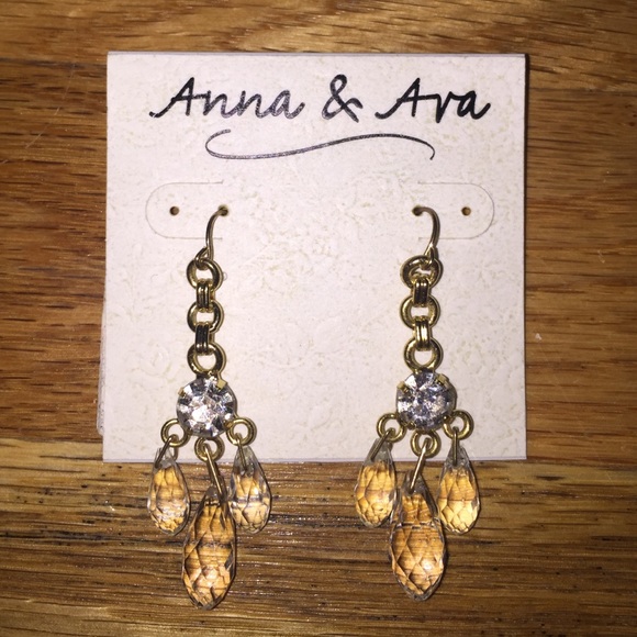 Anna & Ara earrings