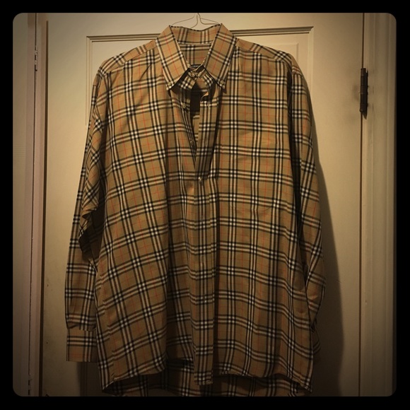Men's classic print Burberry button down.