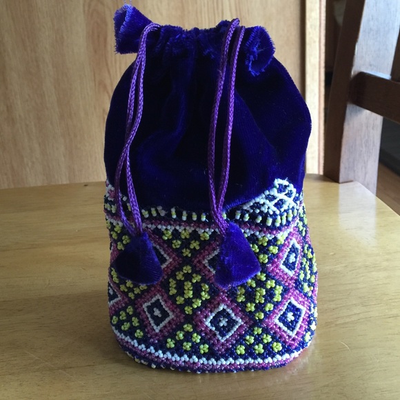 Handbags - Beaded pouch