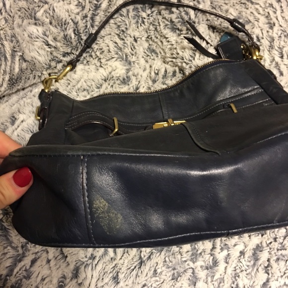 More pictures of Coach bag - Picture 1 of 4