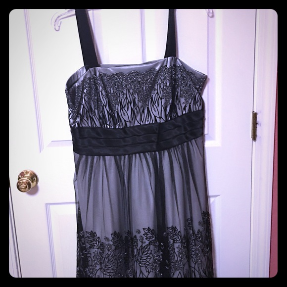 NWOT stunning black cocktail dress 💖