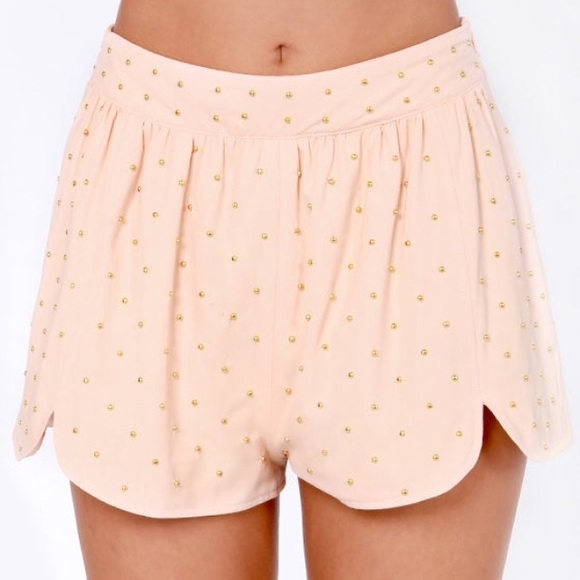 Lulu*s gold studded peach shorts