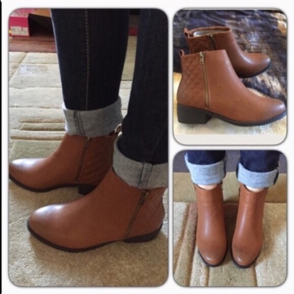 ‼️SOLD OUT‼️•Ankle Booties• - Picture 4 of 4