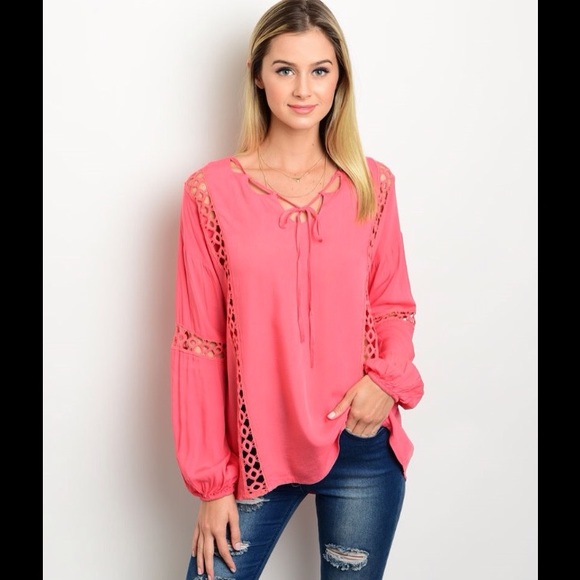 Tops - ✨CLEARANCE✨ Boho Coral Top- 1 Left