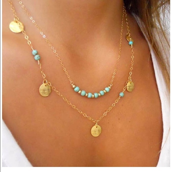 Jewelry - 🎉Host pick🎉NWT gold layer statement necklace