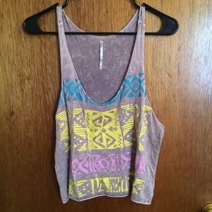 Aztec pattern tank