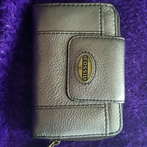 Fossil wallet