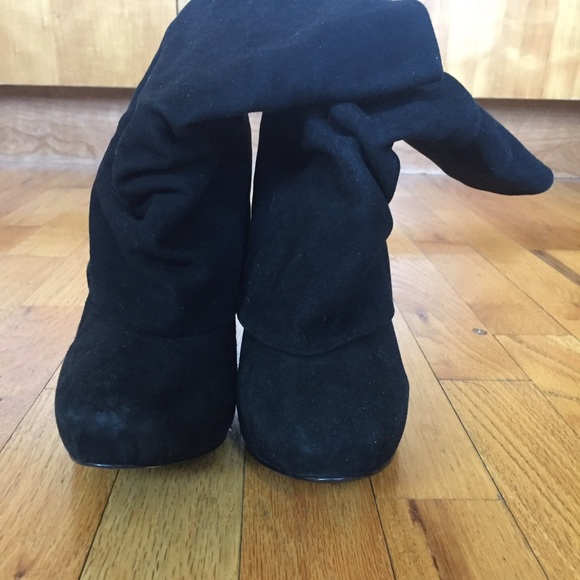Super Stylish Black Faux Suede Booties - Picture 2 of 4