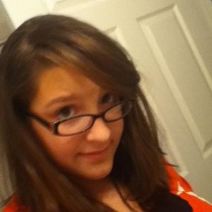 Meet your Posher, Izzy