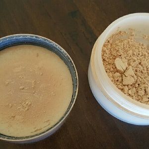 Jane Iredale Amazing Base Mineral Powder