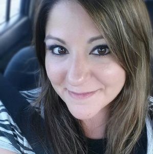 Meet your Posher, Candace