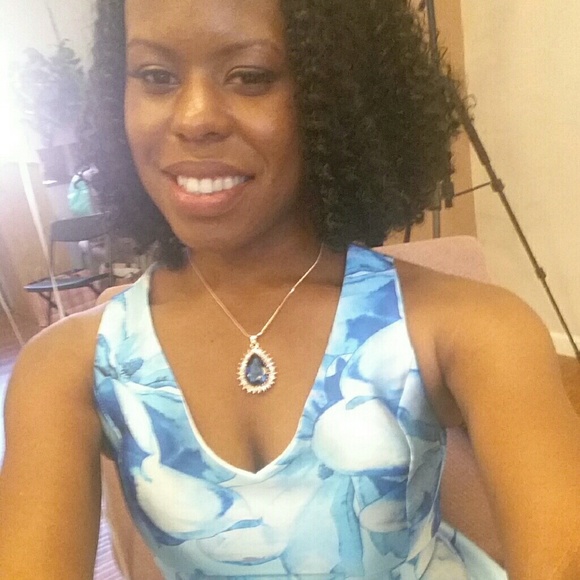 Meet your Posher, Ashley - Picture 2 of 2