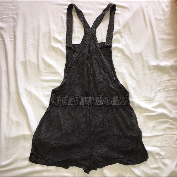 Urban outfitters gray overall romper - Picture 2 of 3