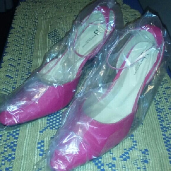 Shoes - Picture 2 of 2